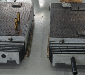 Roll Grinder Slide Bed Cover